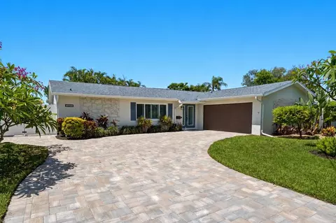 1122 45th Ave NE, Saint Petersburg, FL 33703