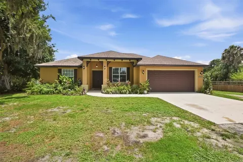 Exterior - 6416 18th Ave E, Bradenton, FL 34208 photo 2 of 11