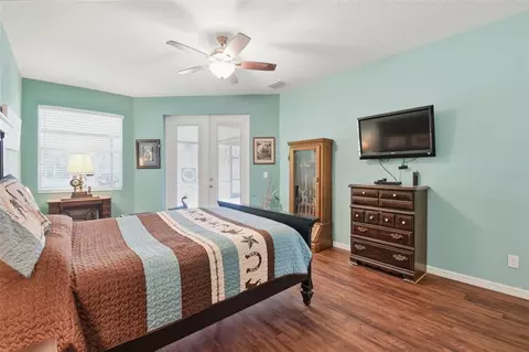 Bedroom - 6416 18th Ave E, Bradenton, FL 34208 photo 3 of 4