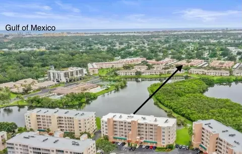 10034 64th Ave N #11, Saint Petersburg, FL 33708