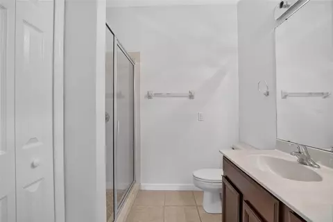 Bath - 132 Shell Falls Dr, Apollo Beach, FL 33572 photo 1 of 5