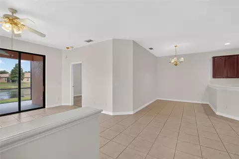 Living - 132 Shell Falls Dr, Apollo Beach, FL 33572 photo 9 of 10