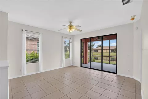 Living - 132 Shell Falls Dr, Apollo Beach, FL 33572 photo 5 of 10