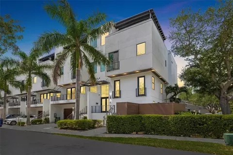 2814 W Barcelona St, Tampa, FL 33629