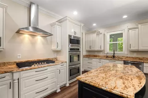 Kitchen - 1630 Tawnyberry Ct, Trinity, FL 34655 photo 3 of 3