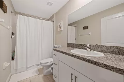 Bath - 11803 Blackeyed Susan Dr, Riverview, FL 33579 photo 2 of 2