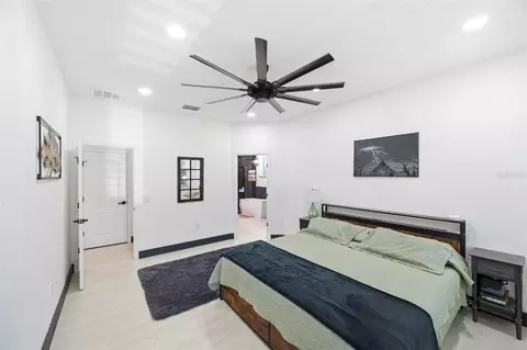 Bedroom - 437 Gandy Cemetery Rd, Bartow, FL 33830 photo 11 of 12