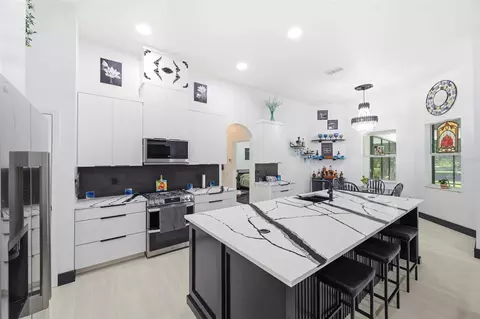 Kitchen - 437 Gandy Cemetery Rd, Bartow, FL 33830 photo 2 of 4