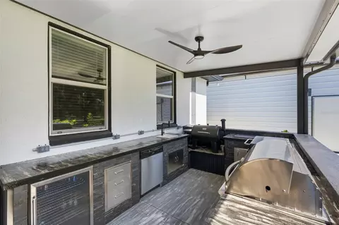 Kitchen - 437 Gandy Cemetery Rd, Bartow, FL 33830 photo 4 of 4