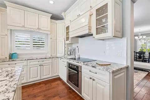 Kitchen - 12507 Ashdown Dr, Odessa, FL 33556 photo 5 of 10