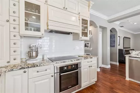 Kitchen - 12507 Ashdown Dr, Odessa, FL 33556 photo 7 of 10