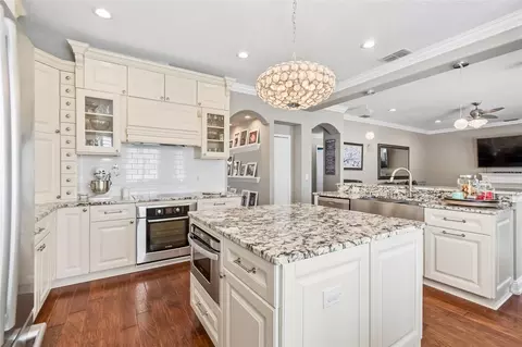 Kitchen - 12507 Ashdown Dr, Odessa, FL 33556 photo 8 of 10
