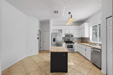 12640 Longcrest Dr, Riverview, FL 33579 photo 11
