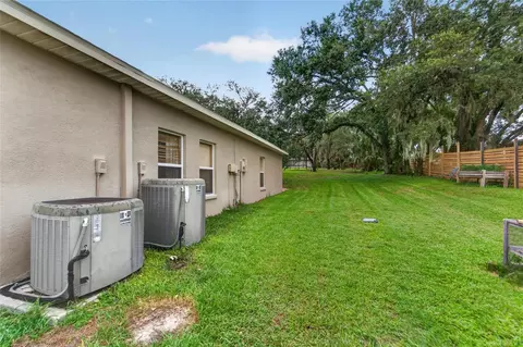 Exterior - 13020 Shadow Run Blvd, Riverview, FL 33569 photo 17 of 18