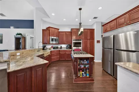 Kitchen - 13020 Shadow Run Blvd, Riverview, FL 33569 photo 2 of 7