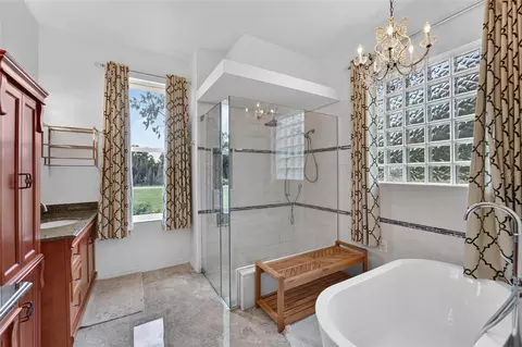 Bath - 13020 Shadow Run Blvd, Riverview, FL 33569 photo 2 of 6