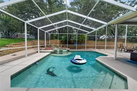 Exterior - 13020 Shadow Run Blvd, Riverview, FL 33569 photo 6 of 18