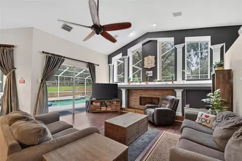 Living - 13020 Shadow Run Blvd, Riverview, FL 33569 photo 2 of 5