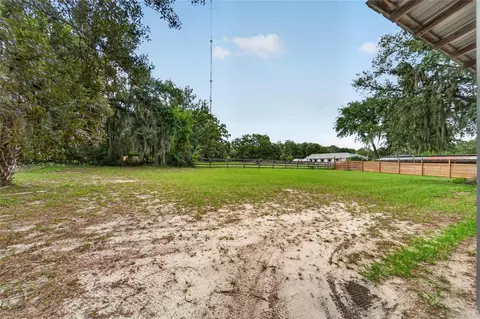 Exterior - 13020 Shadow Run Blvd, Riverview, FL 33569 photo 14 of 18