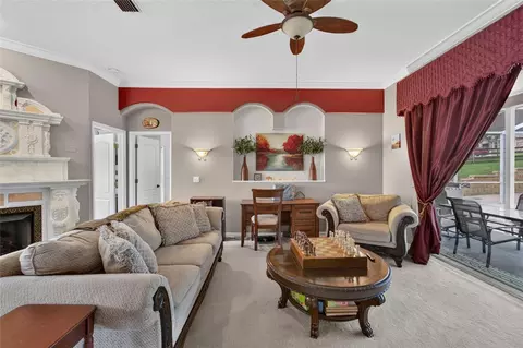 Living - 13020 Shadow Run Blvd, Riverview, FL 33569 photo 4 of 5