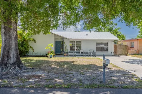 2153 Catalina Dr N, Clearwater, FL 33763