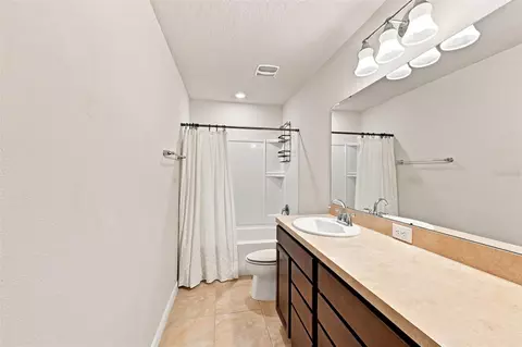 Bath - 11716 Brighton Knoll Loop, Riverview, FL 33579 photo 5 of 5