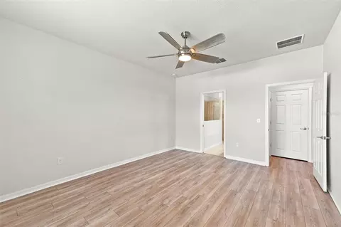 Bedroom - 11716 Brighton Knoll Loop, Riverview, FL 33579 photo 3 of 13