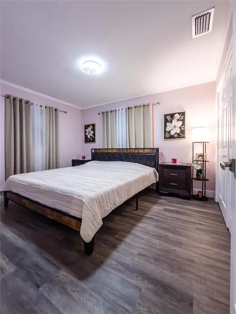 Bedroom - 898 Corvette Dr, Largo, FL 33771 photo 4 of 6