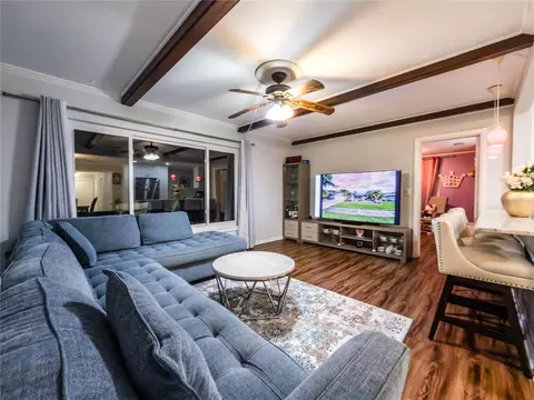 Living - 898 Corvette Dr, Largo, FL 33771 photo 1 of 3