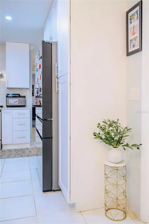 Kitchen - 898 Corvette Dr, Largo, FL 33771 photo 5 of 5