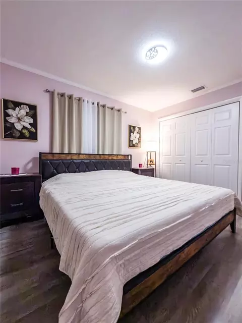 Bedroom - 898 Corvette Dr, Largo, FL 33771 photo 3 of 6