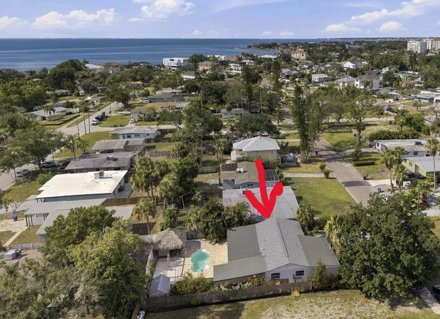 3947 Huntington St NE, Saint Petersburg, FL 33703