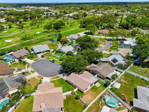 12156 Meadowbrook Ln, Largo, FL 33774