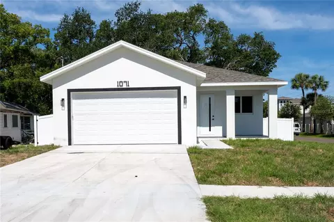 1071 10th St NW, Largo, FL 33770 photo 1