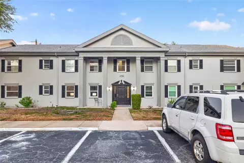 1190 Rue Des Chateaux #1A, Saint Petersburg, FL 33707