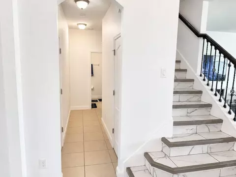 Entry Way - 3447 Gretchen Dr, Ocoee, FL 34761 photo 2 of 8