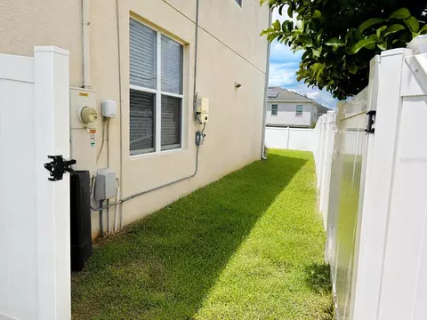 Exterior - 3447 Gretchen Dr, Ocoee, FL 34761 photo 6 of 9