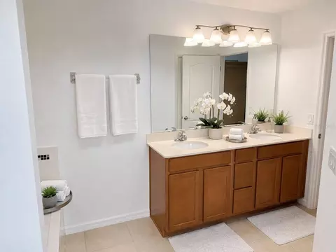 Bath - 3447 Gretchen Dr, Ocoee, FL 34761 photo 5 of 7