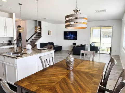 Dining - 3447 Gretchen Dr, Ocoee, FL 34761 photo 3 of 3