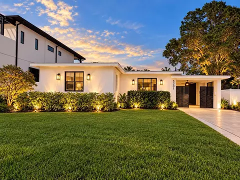 5931 Mangrove St N, Saint Petersburg, FL 33703