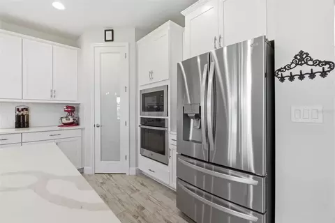 Kitchen - 12970 Steed Trace Loop, Lithia, FL 33547 photo 6 of 7