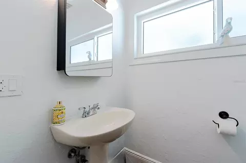 Bath - 16102 4th St E, Redington Beach, FL 33708 photo 3 of 6