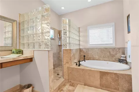 Bath - 16102 4th St E, Redington Beach, FL 33708 photo 2 of 4