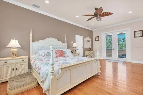 Bedroom - 16102 4th St E, Redington Beach, FL 33708 photo 3 of 7