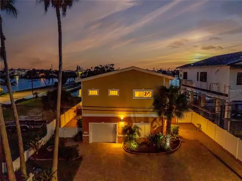 Exterior - 16102 4th St E, Redington Beach, FL 33708 photo 11 of 11