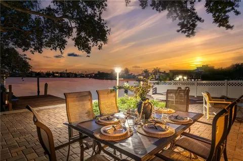 Dining - 16102 4th St E, Redington Beach, FL 33708 photo 1 of 1