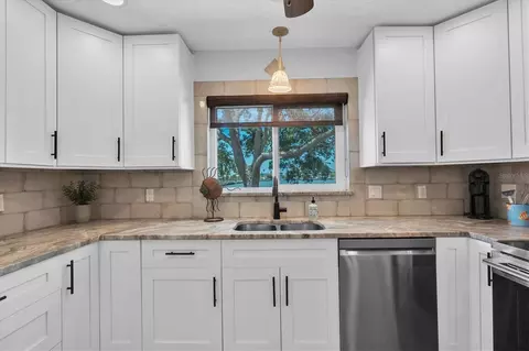 Kitchen - 16102 4th St E, Redington Beach, FL 33708 photo 2 of 3