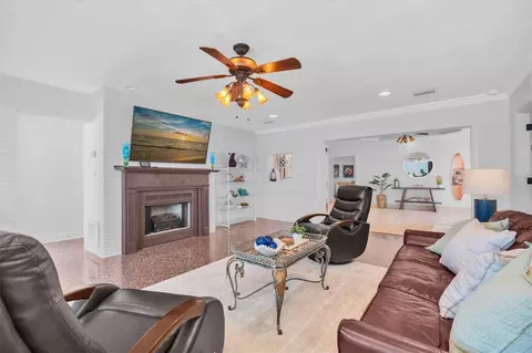 Living - 16102 4th St E, Redington Beach, FL 33708 photo 4 of 5