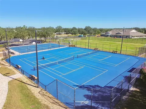 View/Area - 10925 Winter Crest Dr, Riverview, FL 33569 photo 13 of 15