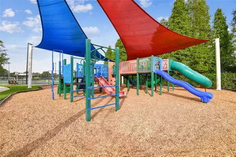 View/Area - 10925 Winter Crest Dr, Riverview, FL 33569 photo 12 of 15